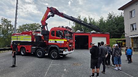 Stanování Mladých hasičů