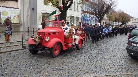 Průvod ke 100. letům založení Československé republiky