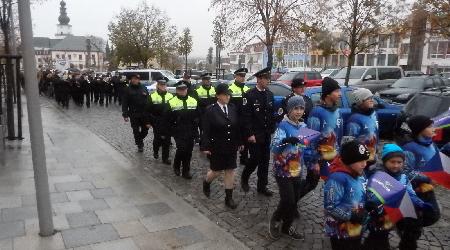 Průvod ke 100. letům založení Československé republiky