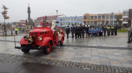 Průvod ke 100. letům založení Československé republiky