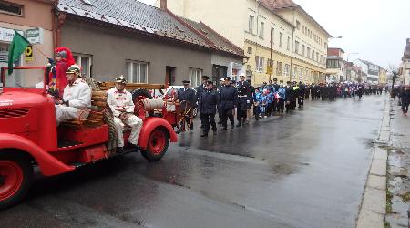 Průvod ke 100. letům založení Československé republiky